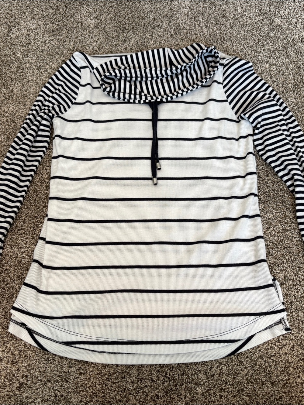 Jones Women Striped Black & White Cowl Neck Long-Sleeve Top XS